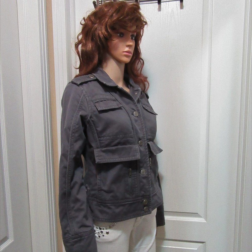 American Eagle Lightly Lined fall/ Winter coat - Picture 2 of 5